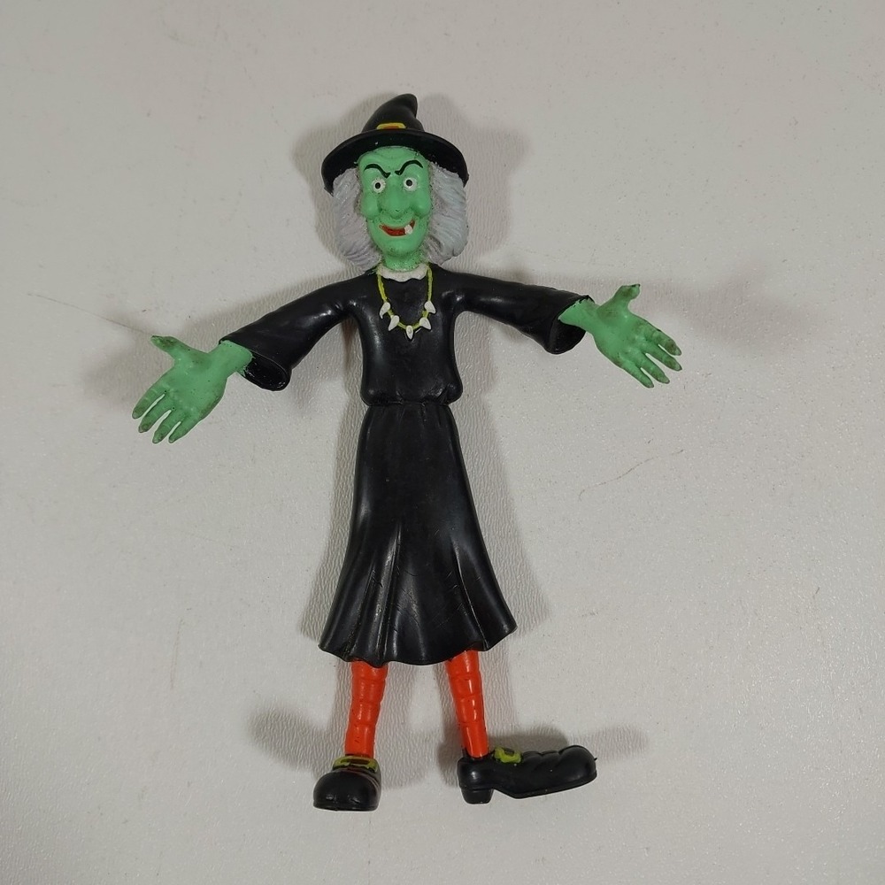 VINTAGE RUSS Witch 6" Bendy Bendable‎ Action Figure HALLOWEEN Black